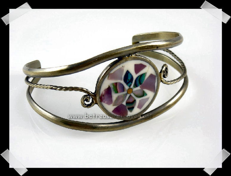 Cuff Bracelet Flower Inlaid with Abalone Shell Alpaca Silver Mexico Vintage 1970s - bctreasuretrove
