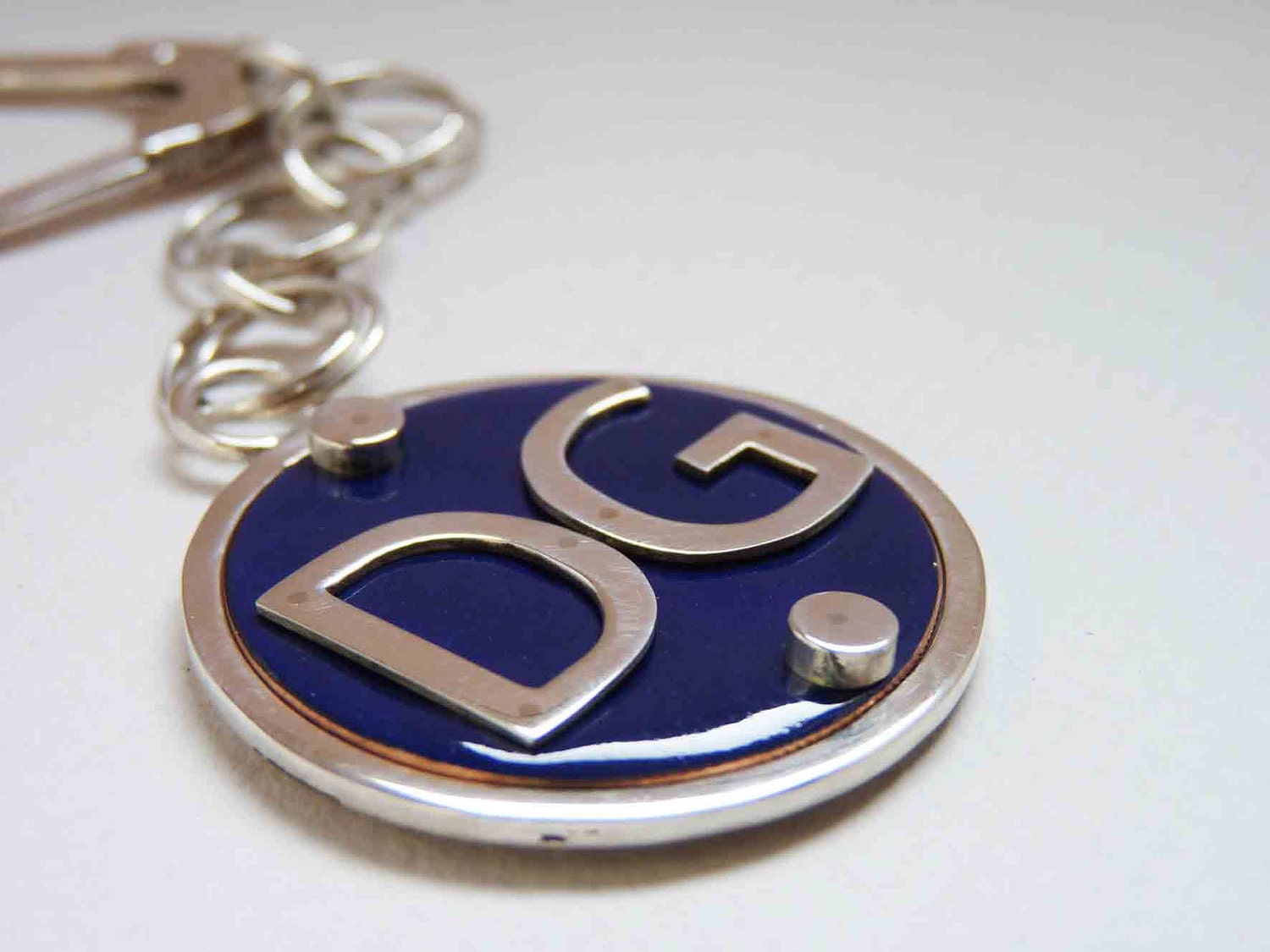 Man Keychain Custom - Sterling silver - Copper and enamel - Made to order - Custom - Letter - Keychain Lyrics - Personalized - Initials