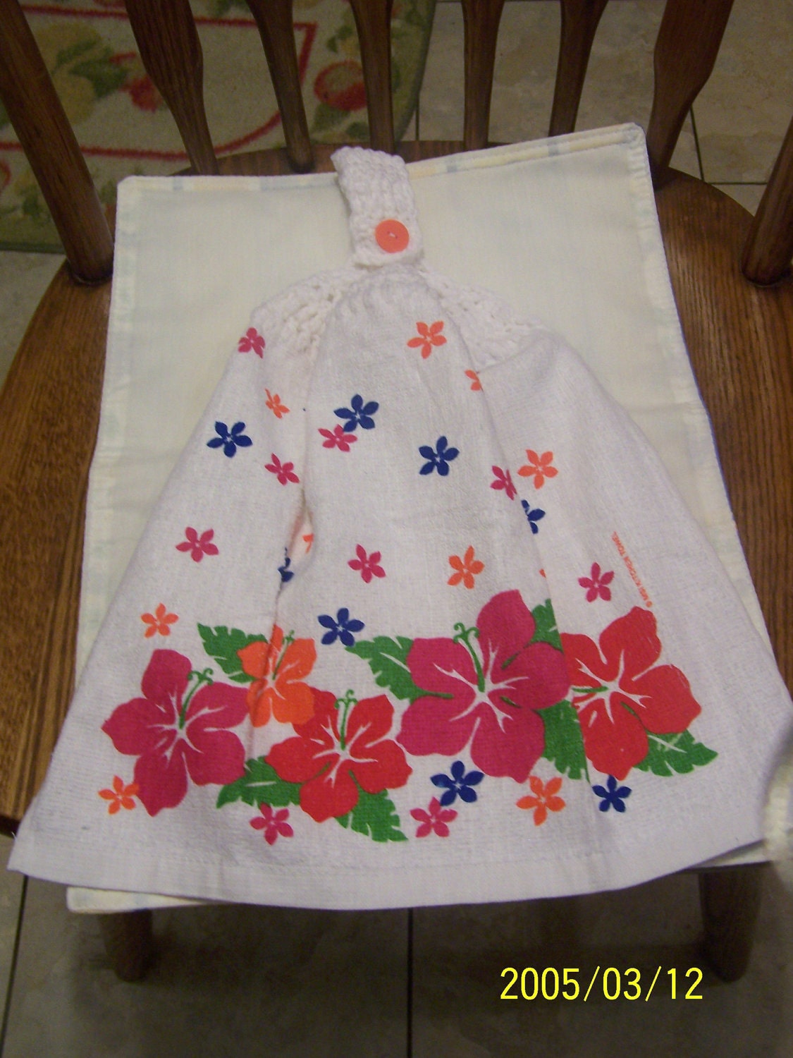 Hibiscus Flowers Crochet Top Kitchen or Bathroom Towel