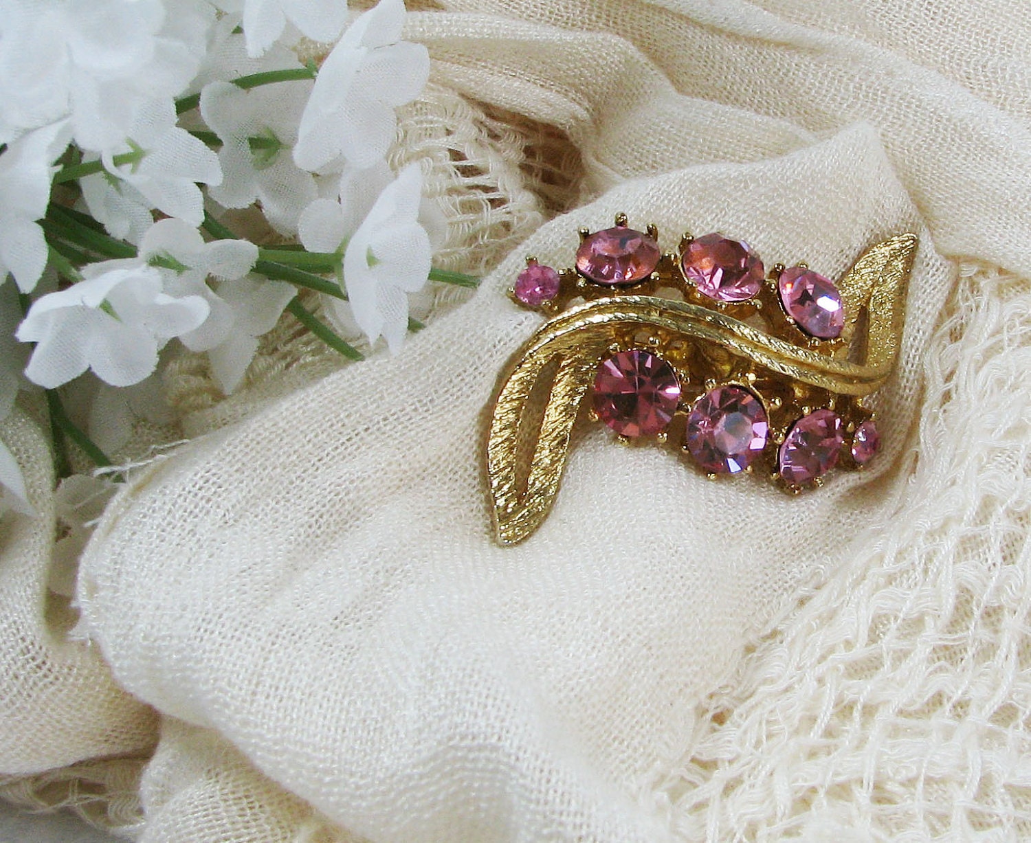 1950 Pink Rhinestone Brooch