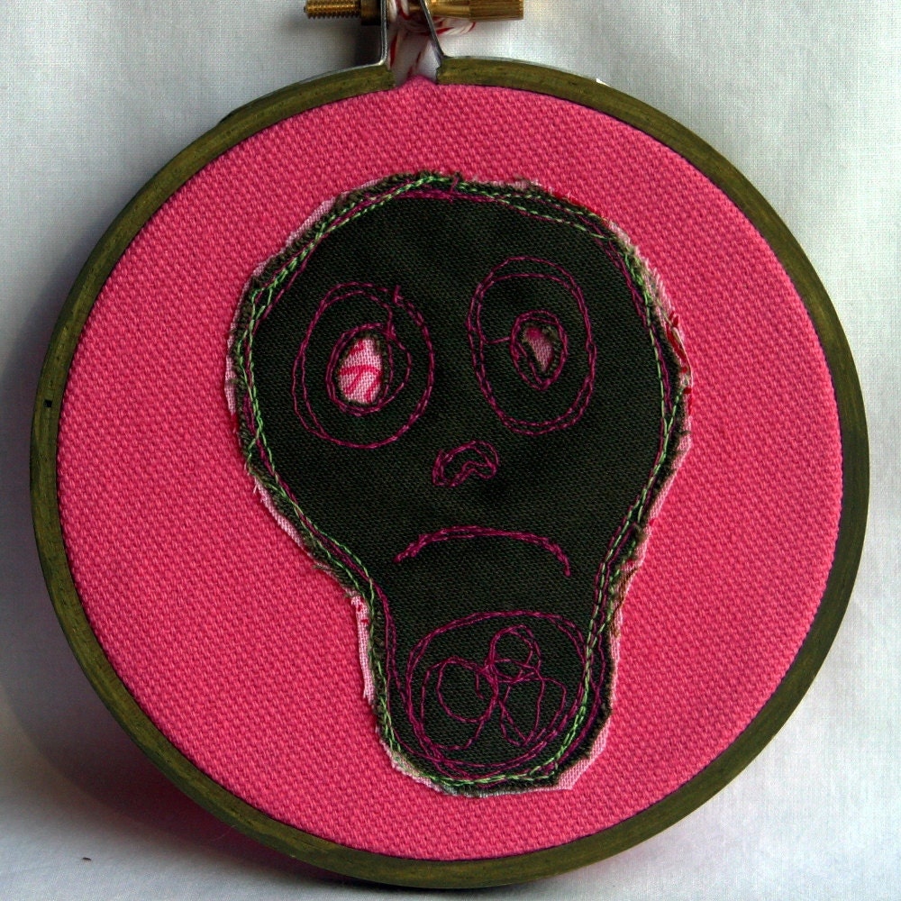 Are You My Mummy Free Motion Embroidery in 4 inch Hoop