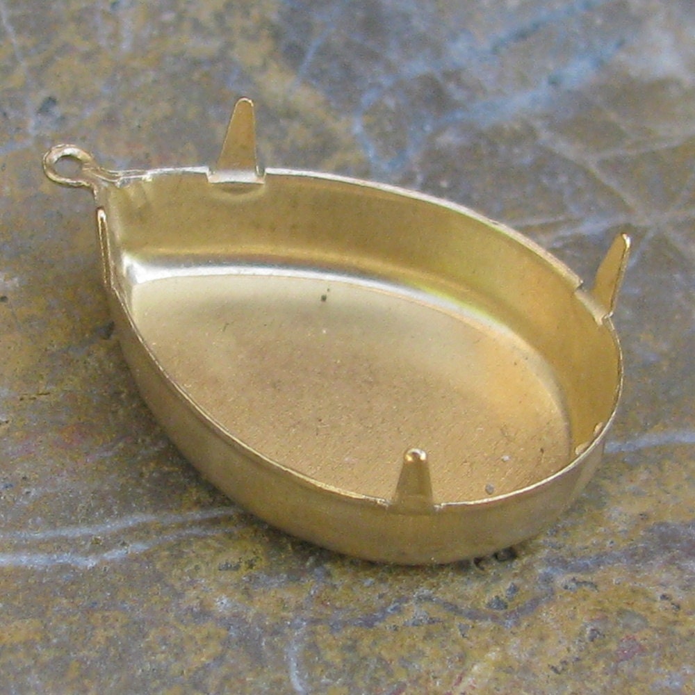 Pear Brass Prong setting 25x18 1 Ring Charms 892 - 6 Pieces