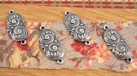 Julia Connectors from Trinity Brass in Antique Silver - 4 Count