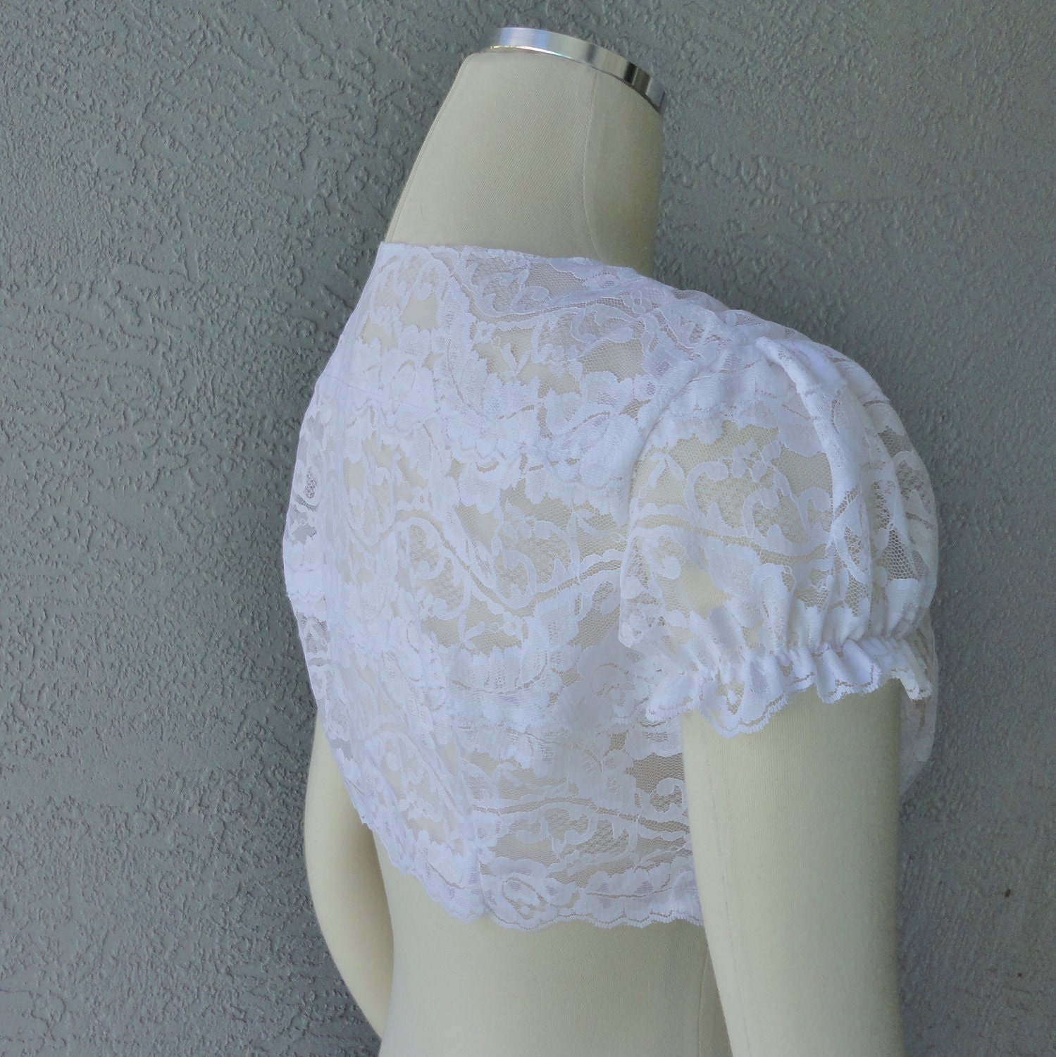 Wedding Bridal Party White Or Ivory Scalloped Lace Bolero Shrug Jacket All Sizes Available