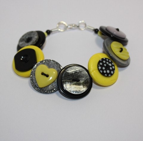 Free UK Shipping with coupon code FREESHIPUK - Yellow, Grey/Gray and Black button bracelet