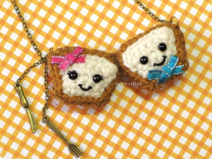 Toast Couple Chloe and Benji Necklace