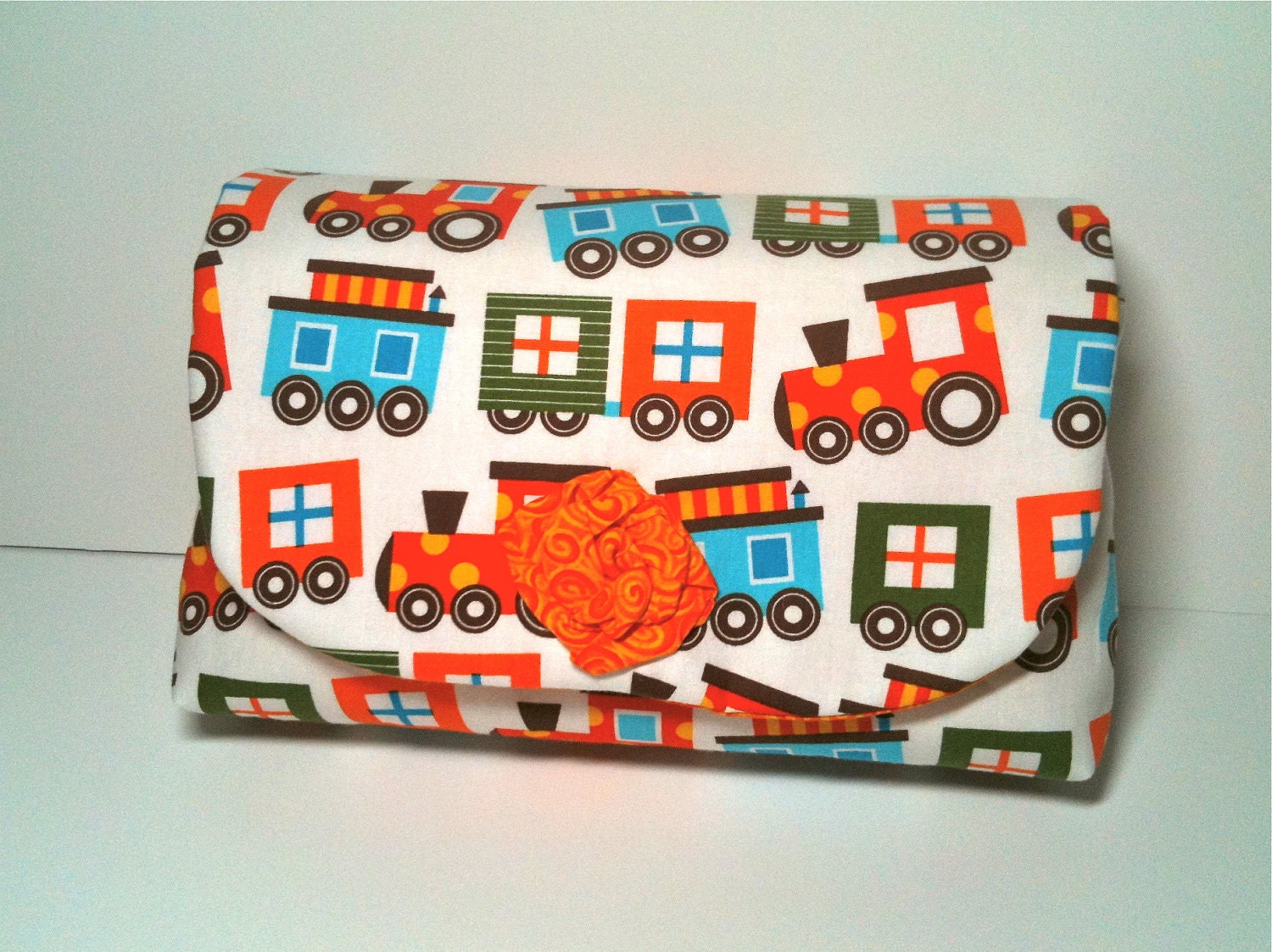 Clutch for Diapers and Wipes in Trains
