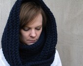 chunky textured cowl scarf shawl hood / the kobuk / navy