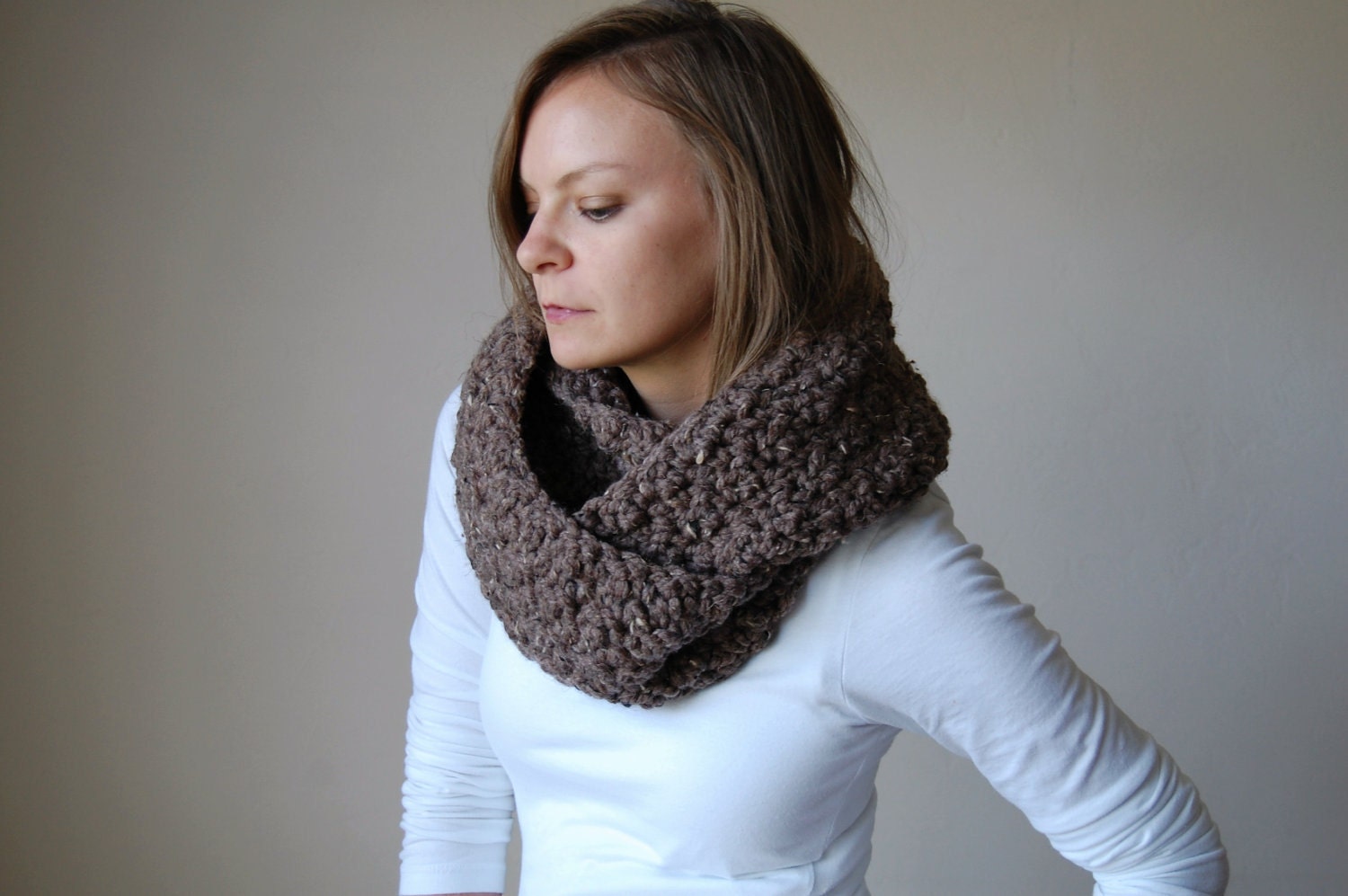 chunky infinity scarf cowl / the oregon / barley