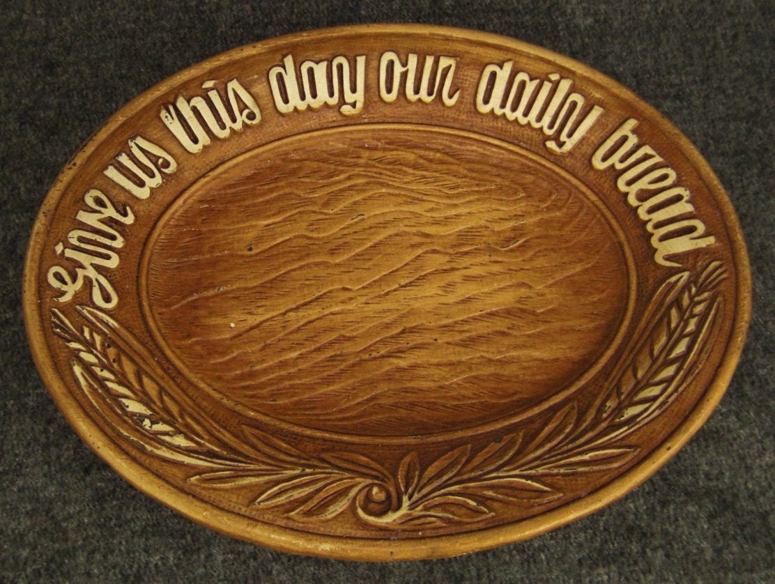 Daily Bread PLATTER Prayer Victorian  MOLDED WHEAT Plastic Vintage  12 X 9 in