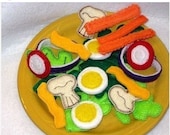 ON SALE Play food, pretend food felt food salad Salad 22 Piece Set