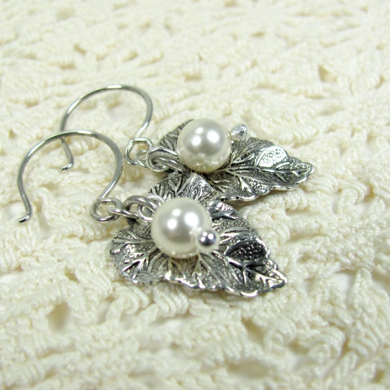 Pearl Lilypads