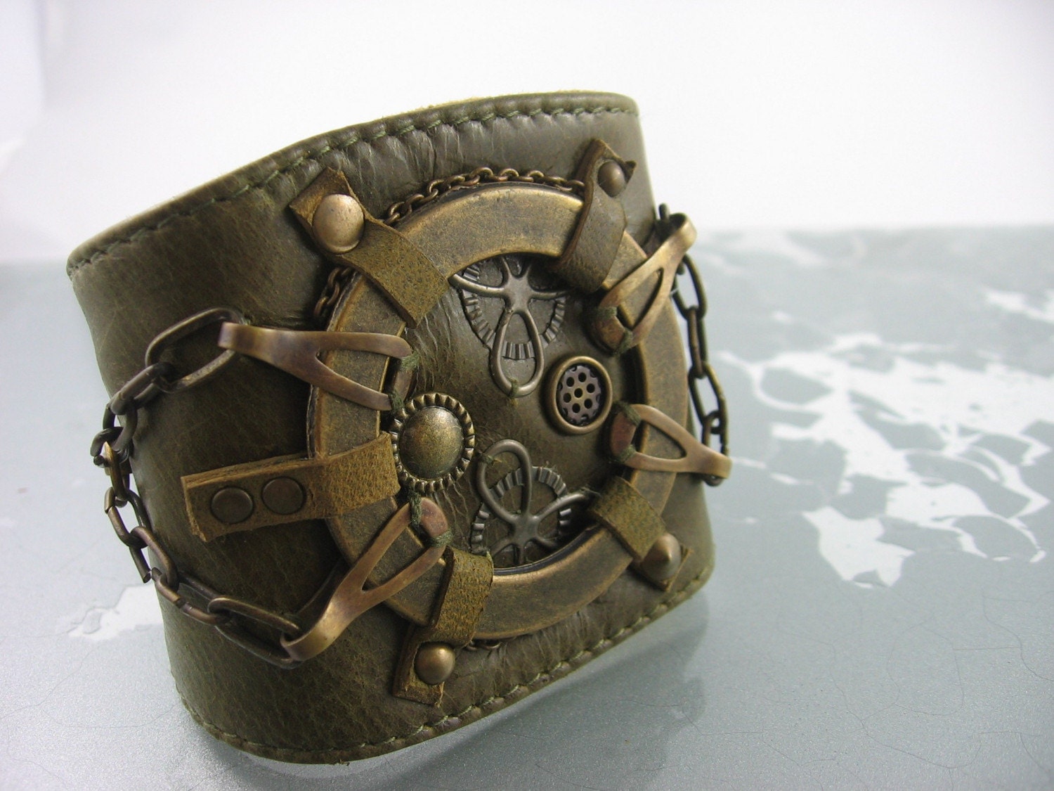 Steamtronic Trap Cuff