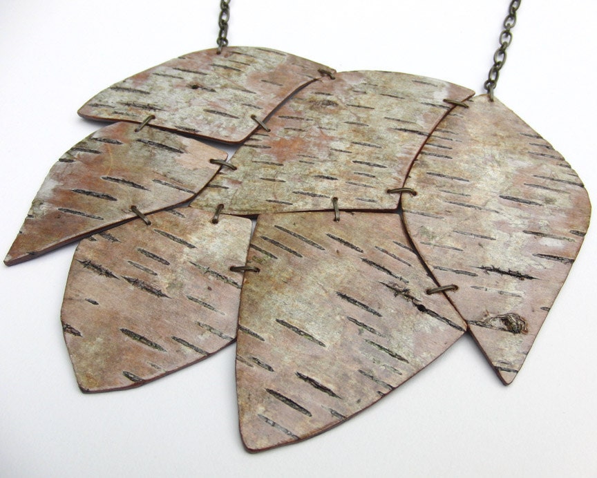 Birch bark necklace, Cluster