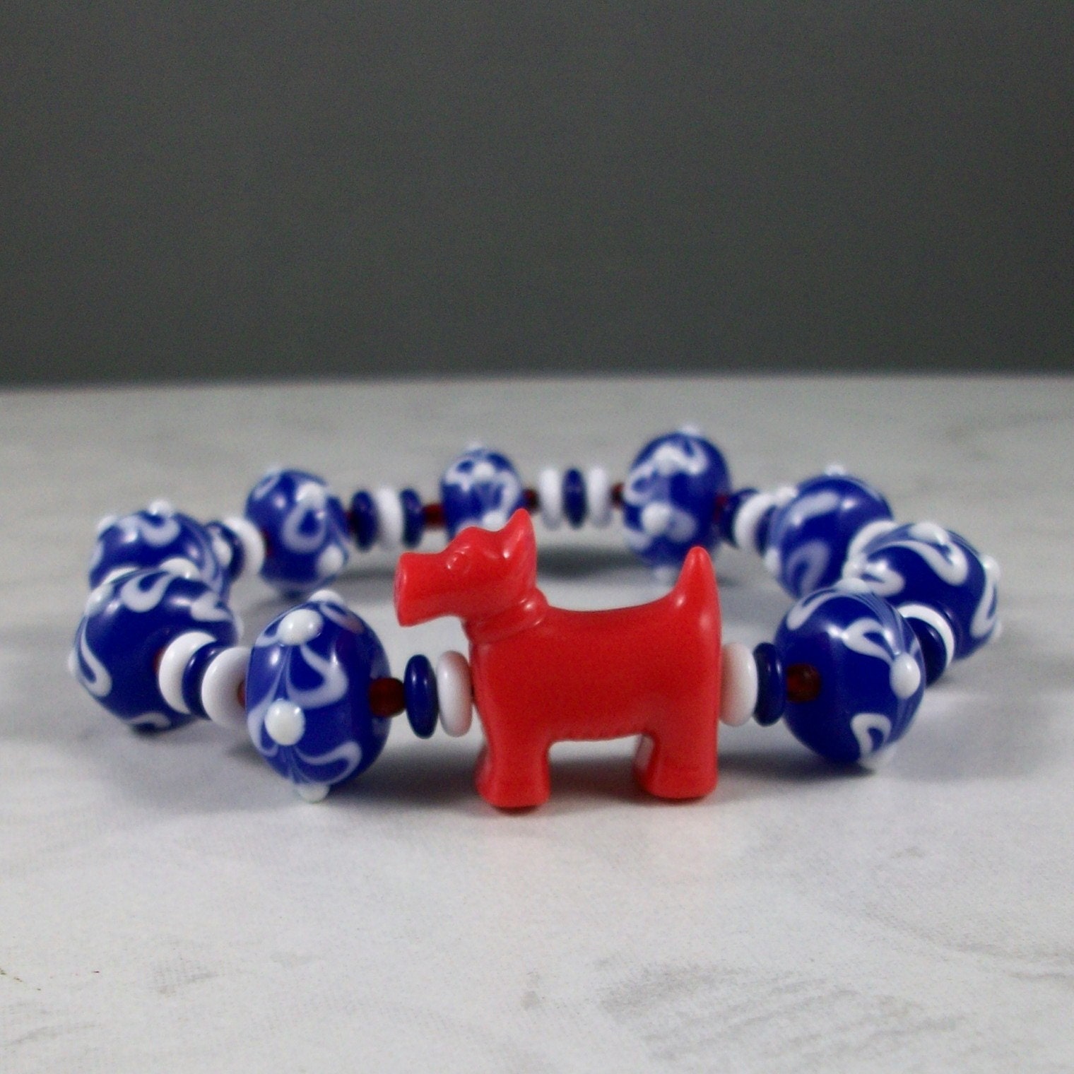 Luau Red, White and Blue Lampwork Glass OOAK Scottie Stretch Bracelet and Earring Set - B-142s