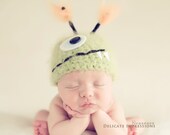 Green Little Monster Newborn Baby Hat, Photography Prop