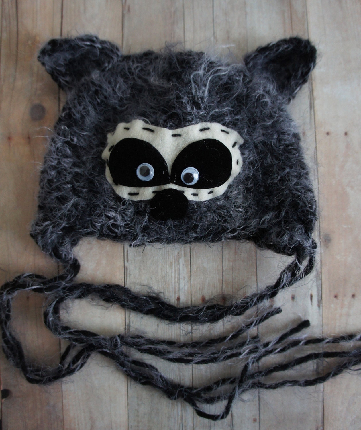 Baby Raccoon hat, Knit Newborn Hat, Baby Hat, Animal Hat