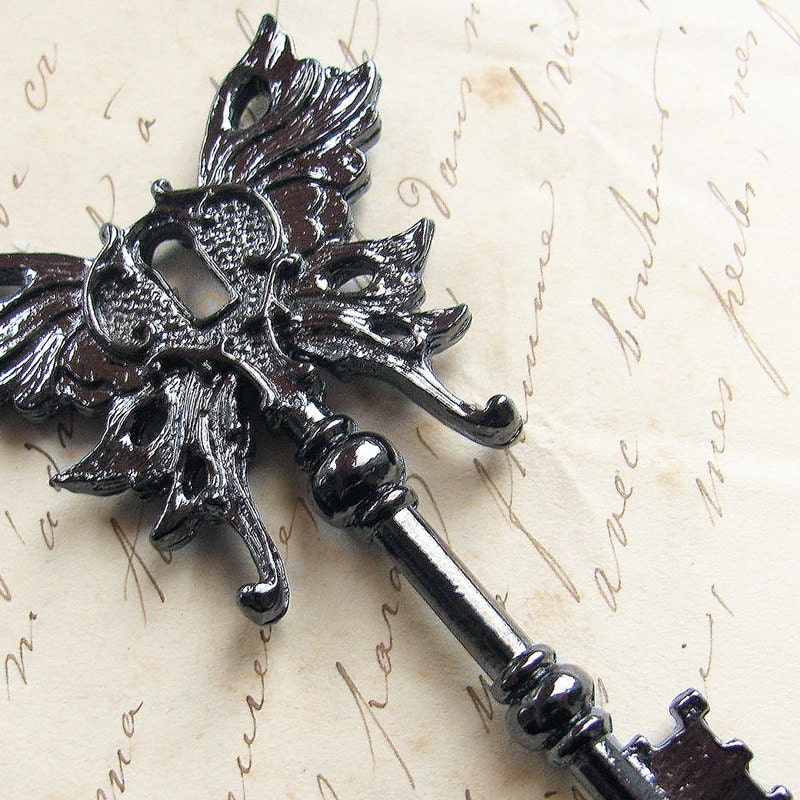Art Nouveau Key
