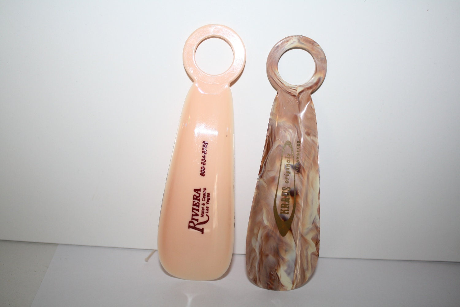2 Vintage Advertising SHOE HORNS, Riviera Hotel Casino, Las Vegas & Kraus Originals LA, Promo giveaway Bakelite Lucite Plastic, mad men,