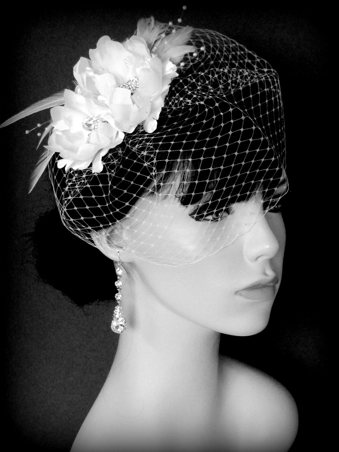 Wedding Hair Accessory, Bridal fascinator, Wedding Silk Flower, Bridal Flower Hair clip .
