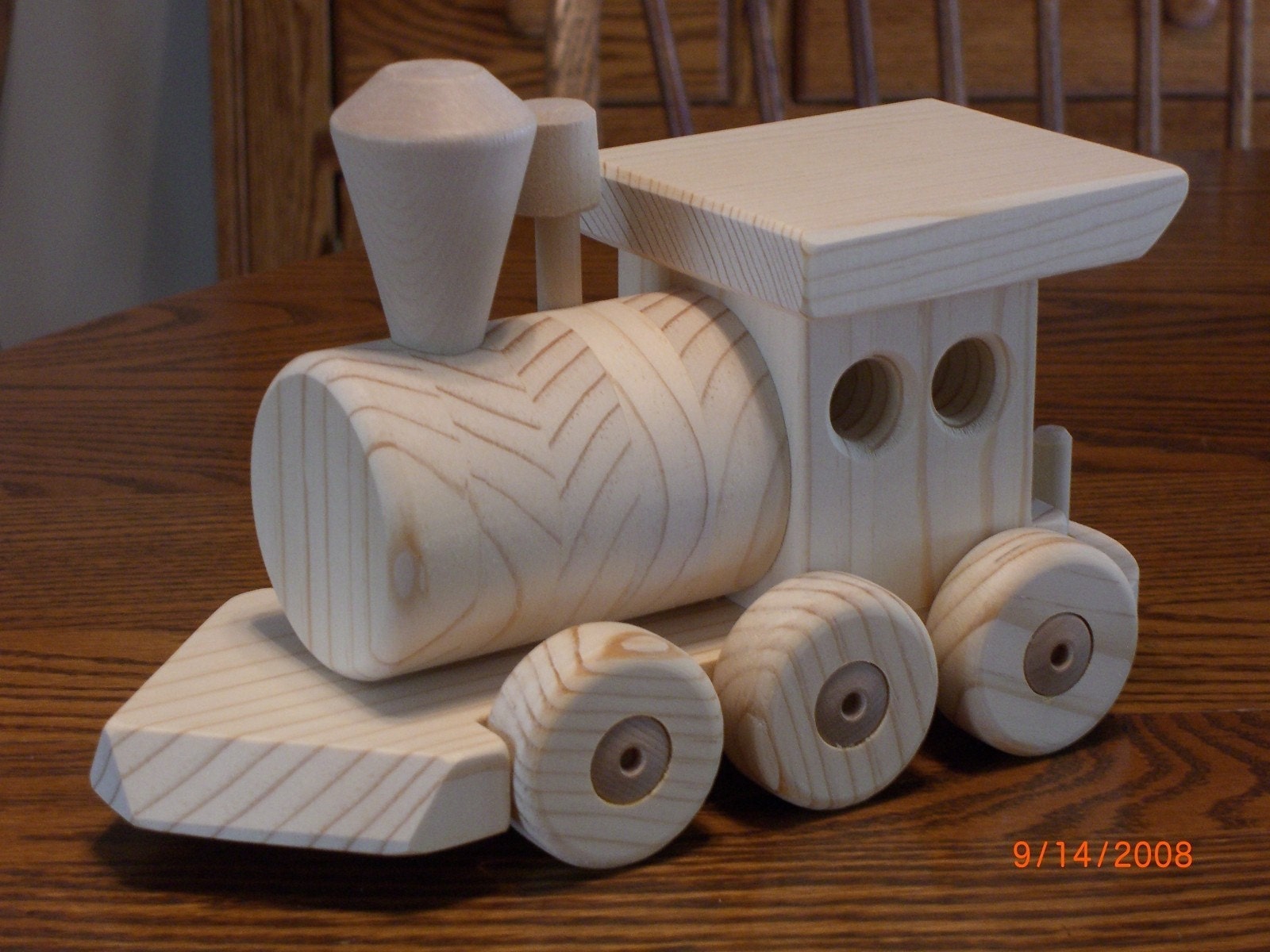 LARGE 5 FOOT HANDCRAFTED ALL NATURAL WOOD TRAIN 6 by mikebtoys
