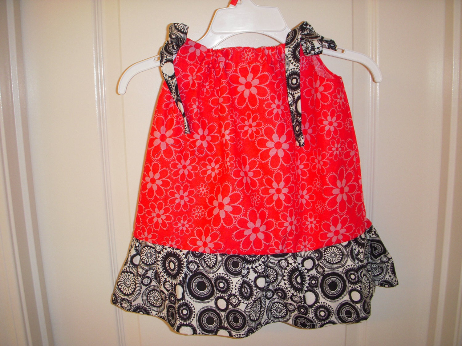 Girls Ruffle Pillowcase Dress 2 in 1 Red and Black  Size 12 to 18 months   Ready to ship Hand Made