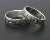 Set of wedding rings in hammered, textured and oxidized silver. Made to order in your size