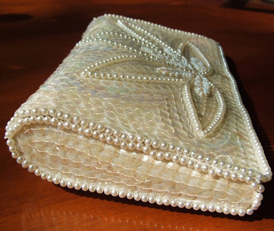 Vintage 1960s Clutch Bag White Sequins & Beaded Pearl Formal Evening