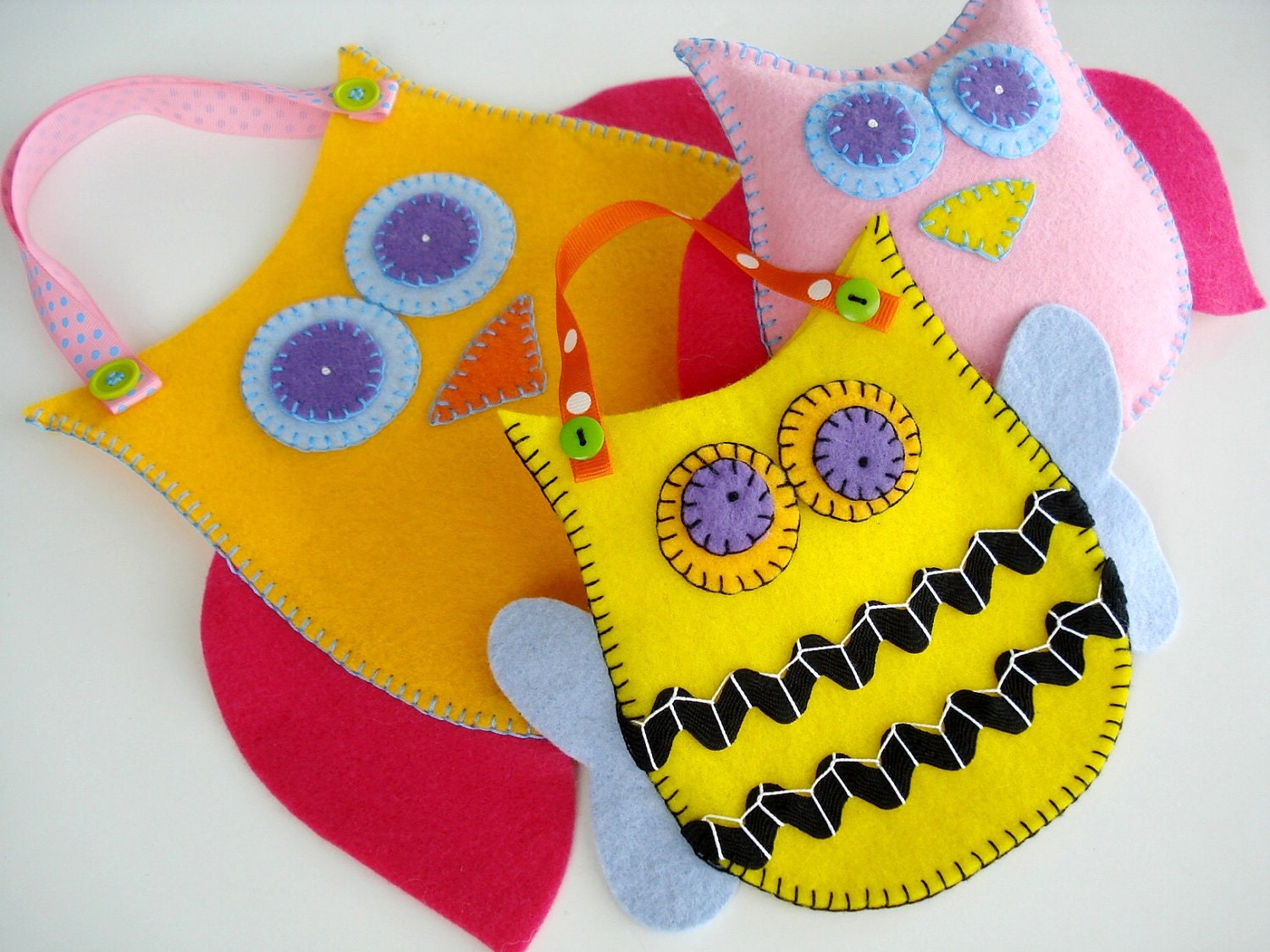 NEW Felt Pouches Toy Sewing Pattern - PDF ePATTERN - Owl, Bat, Cat, Bee and Ladybug
