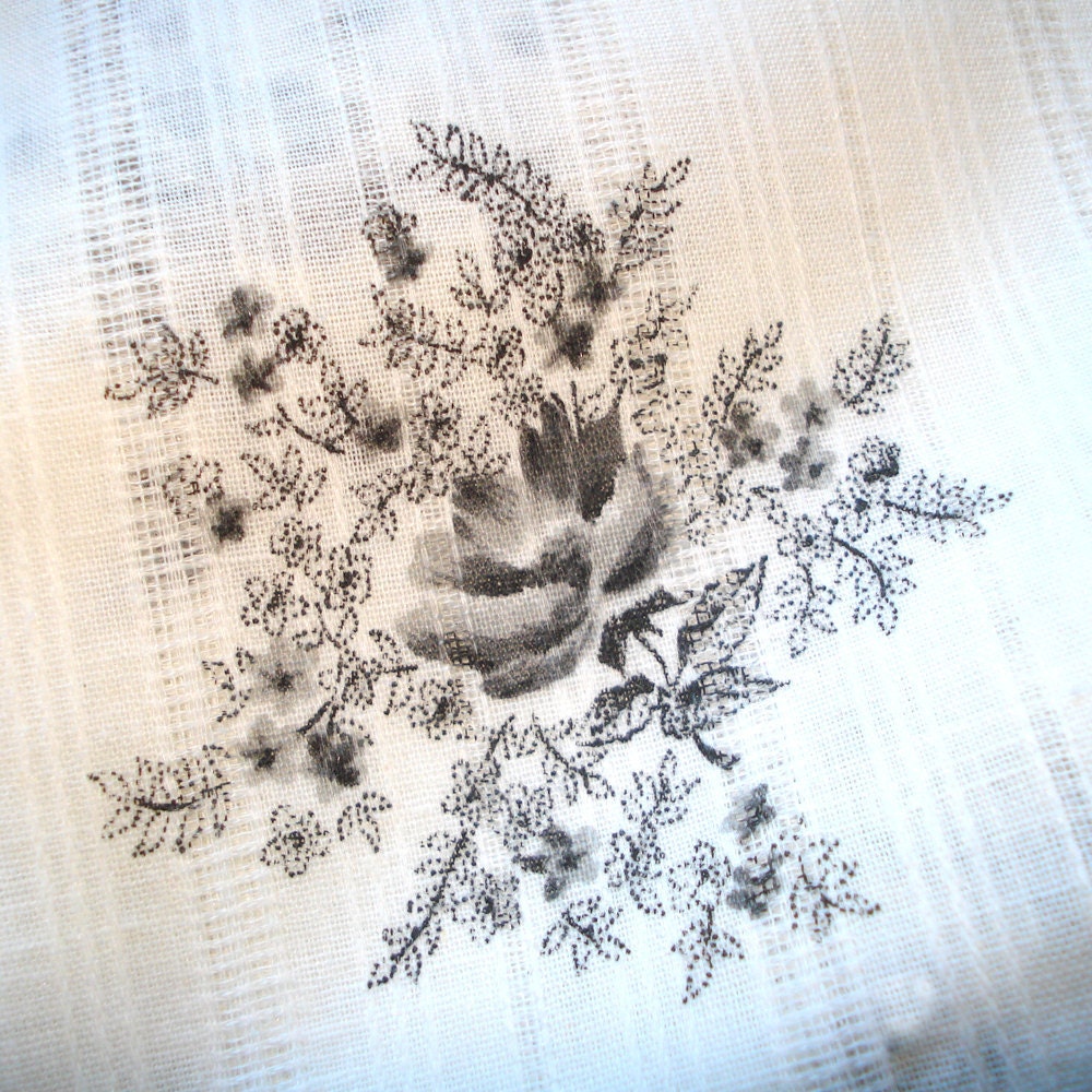 Seventies Vintage Cotton Fabric - Black and White - Lacy Yardage