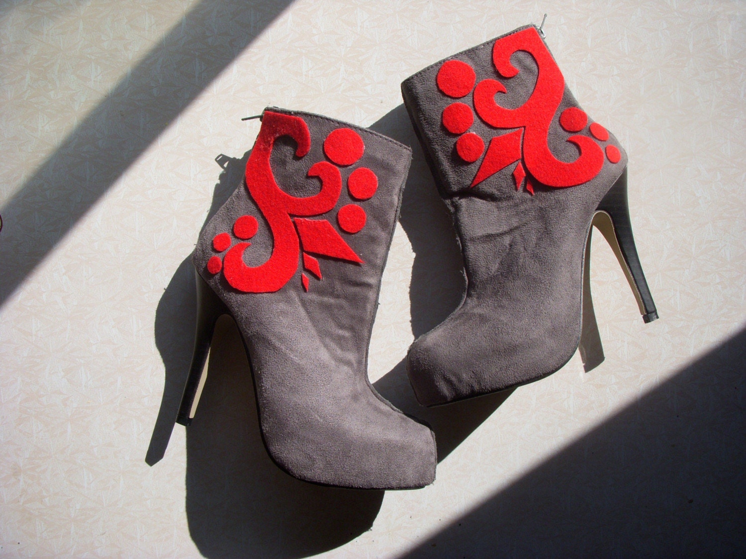 Cherry Blossom Felt Booties Sz 7.5