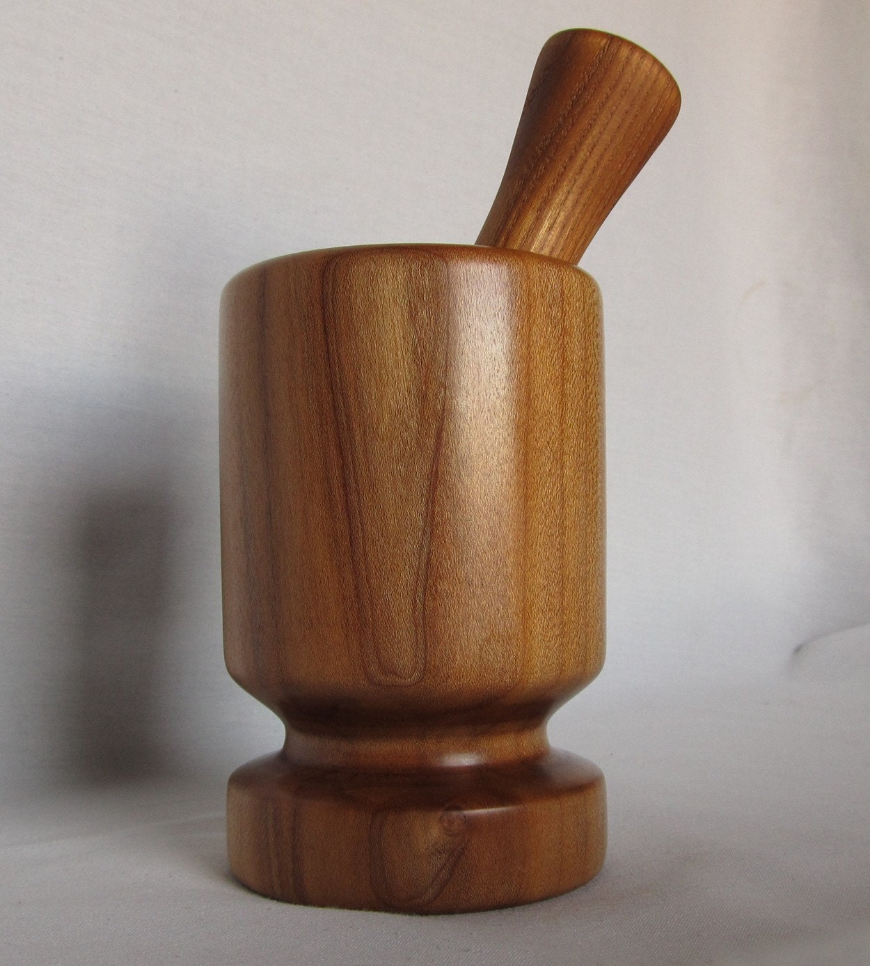 Mortar and Pestle Set made of Hard Maple and Elm Wood