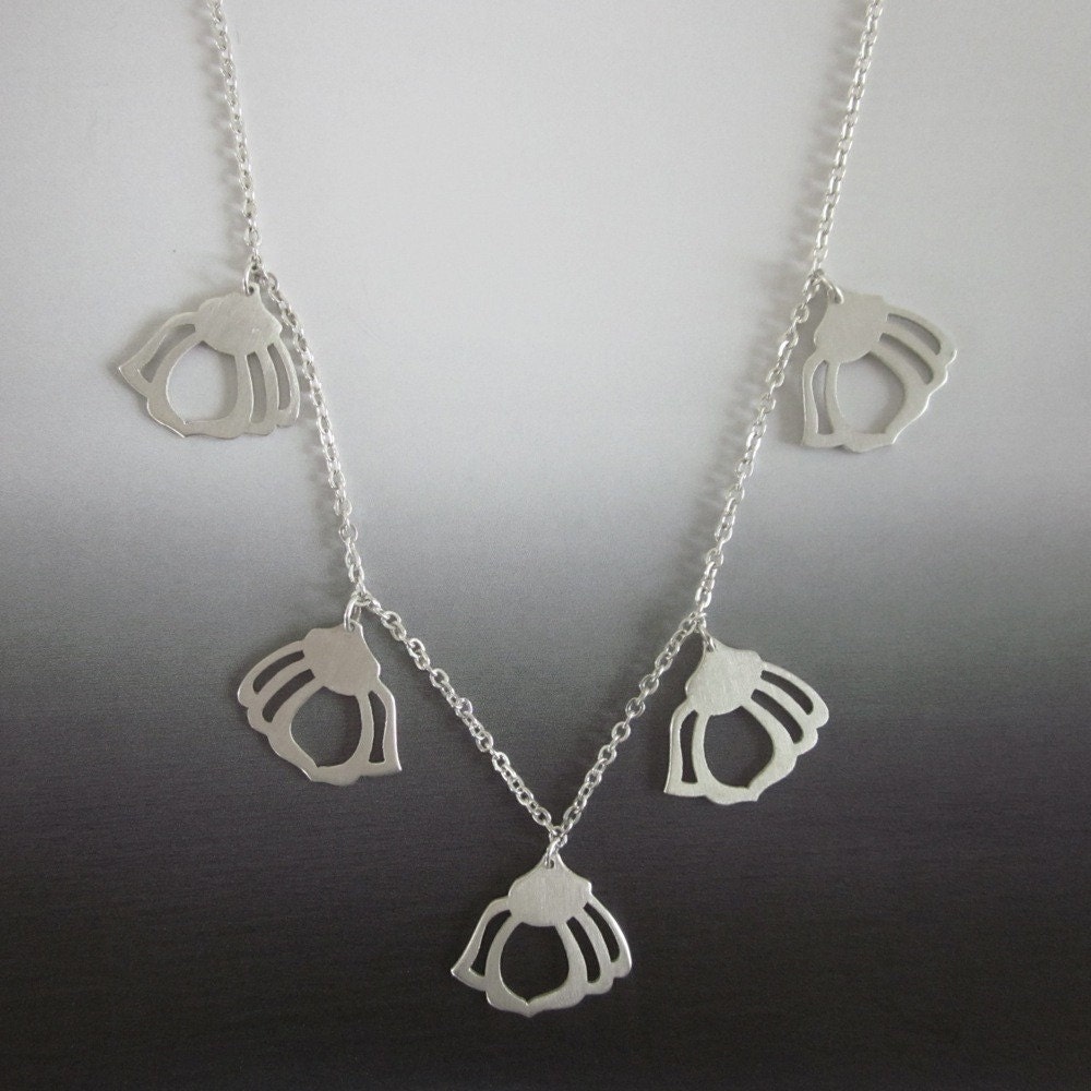 Art Deco Bellflower Necklace