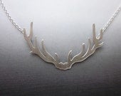 Large Buckhorns Necklace