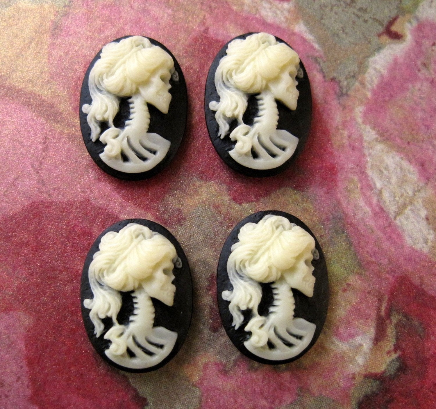 18x13mm Skeleton Goddess Cameo(4)-L500