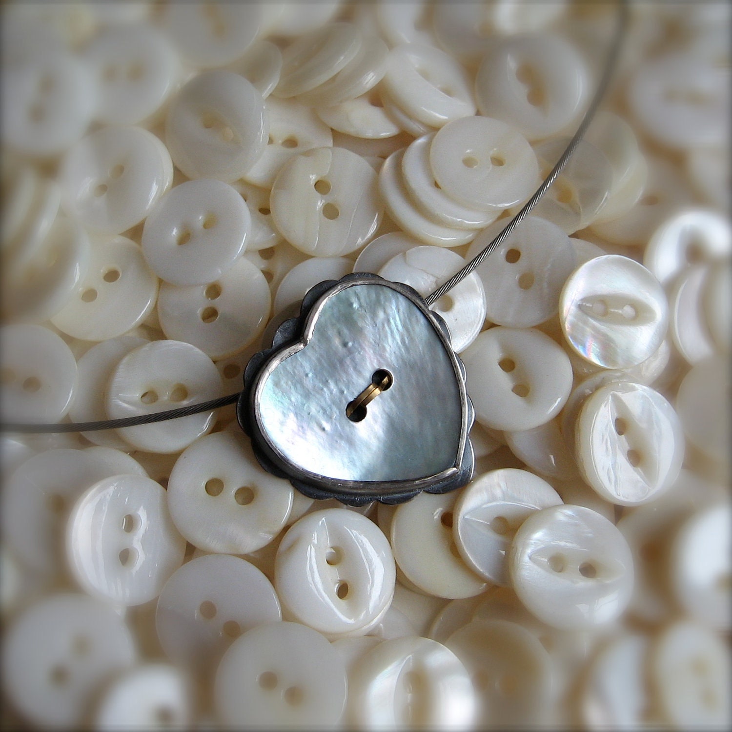 NECKLACE sterling silver with shell heart button