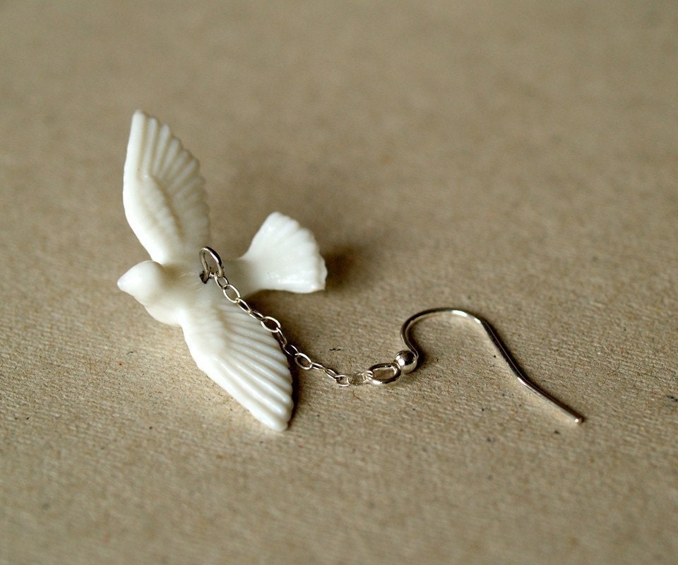 DOVE solo EARRING