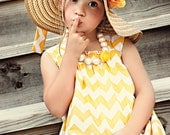 M2M Palm Tree Princess Yellow Chevron Dress Chunky Necklace