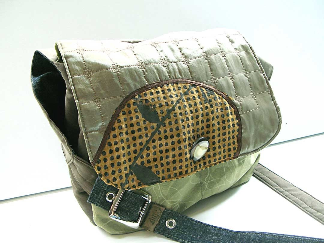 india green messenger bag - FREE scarf