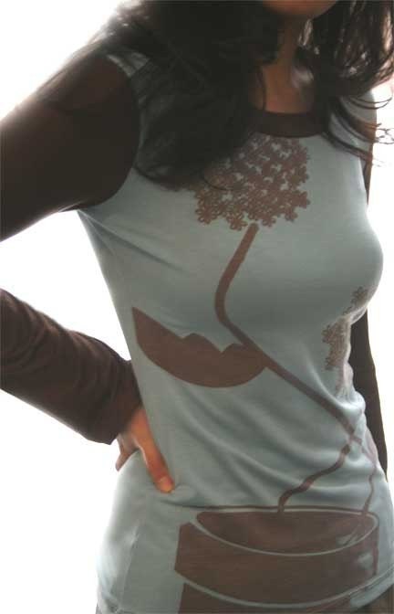 SALE Regular 85 \/ brown on blue flowerpot t-shirt