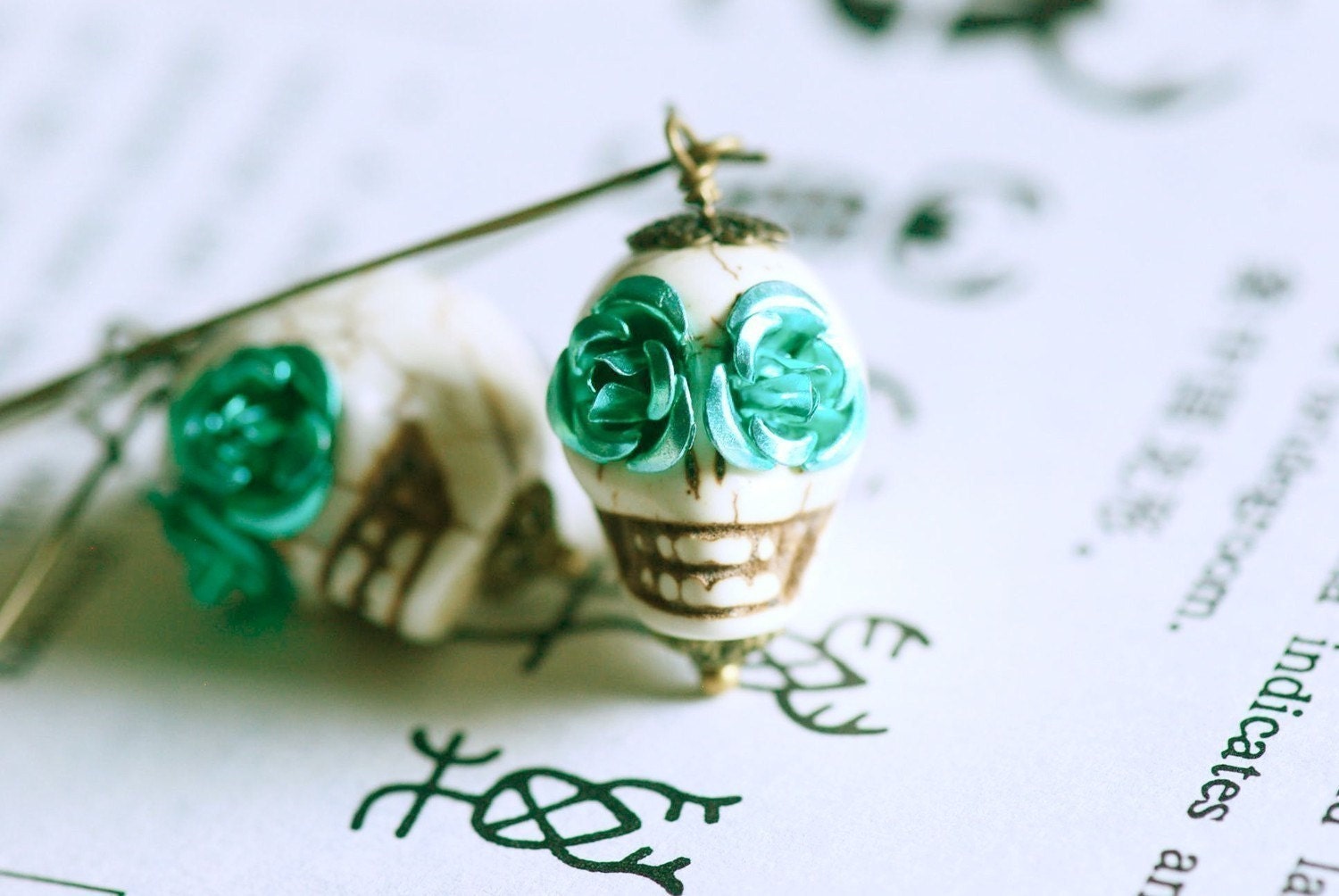 Frida's Flowers - IVORY - brass kidney ear wires
