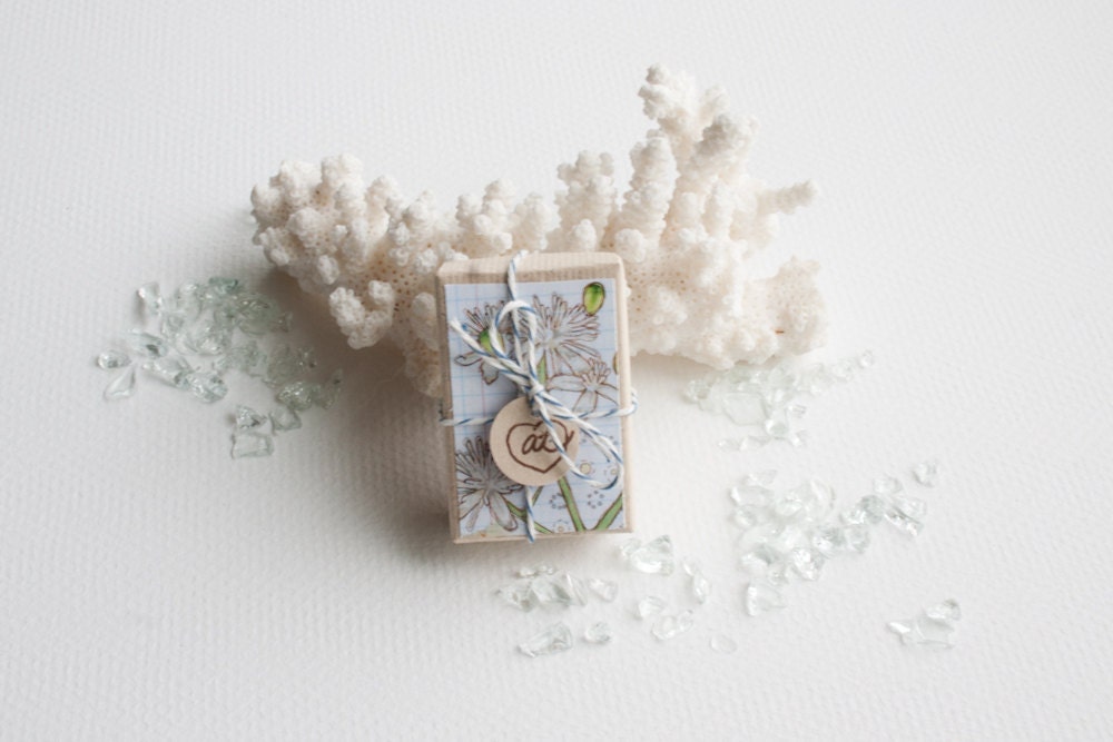 Meander the Night Sky - vintage cabochon ring