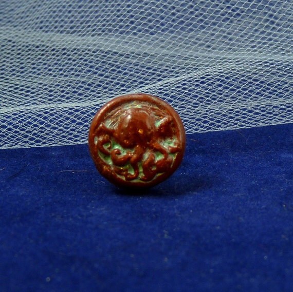 Verdigris Copper Cthulhu Cameo Pin - Handmade Polymer Clay Jewelry