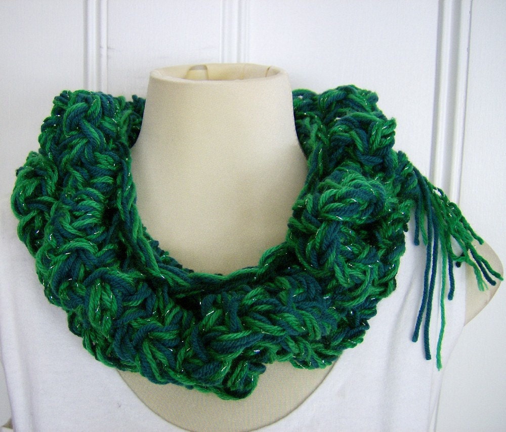 Emerald Kelly Green Ruffled Neck Warmer Scarf