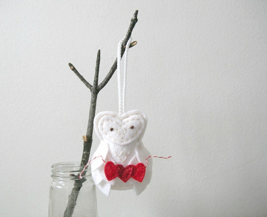 Felt Valentine Owl Ornament // Snow Owl // Red Heart Garland // I Love You Sweet Proposal // Door Hanger by OrdinaryMommy