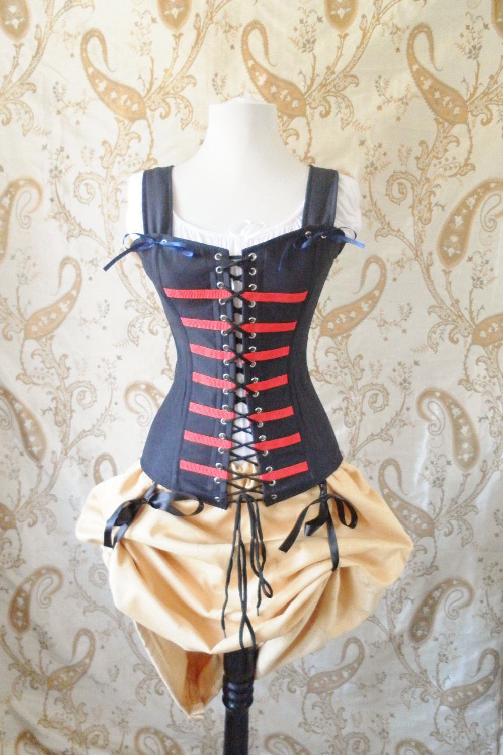 RESERVED-Black Friday Sale, 60 Dollars Off-Snow White Corset -Corset Only-To Fit 30-31 Inch Natural Waist-Ready To Send