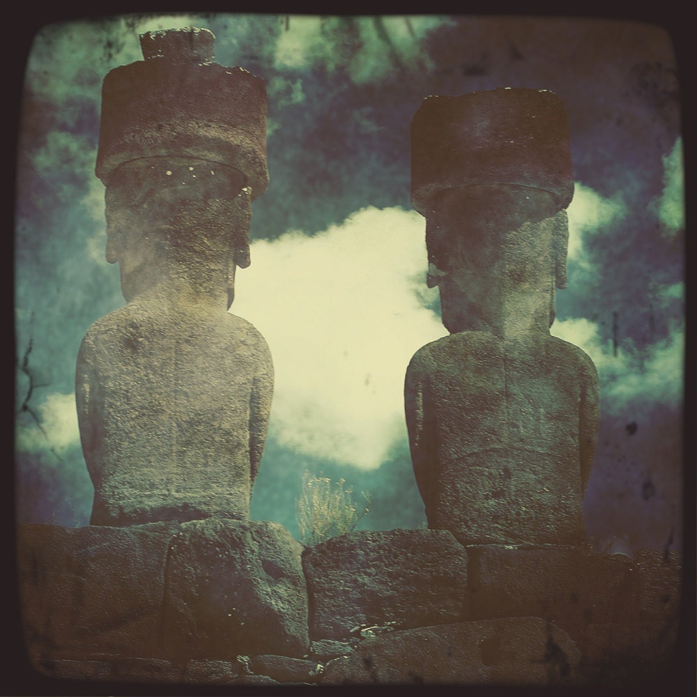 Easter Island Moai Tiki Hipstamatic Photo Vintage 5x5