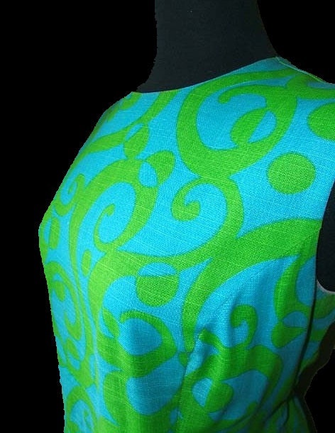 1960s Mod Abstract Shift Day Dress by Peepo. Italian Bright Green and Blue. Polka Dot and Swirl Bust 42