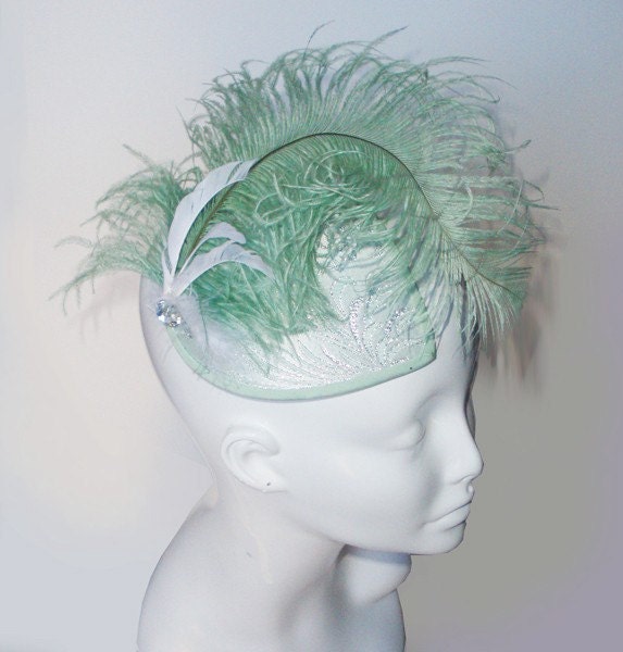 S A L E - MINT Tear Drop Bridal Fascinator