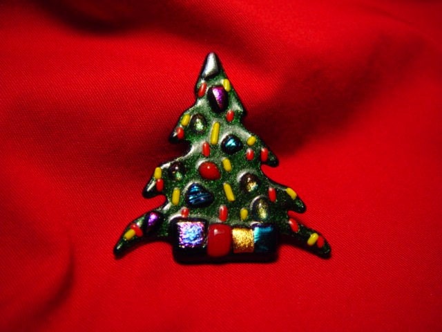 Beautiful Christmas Tree pin or pendant or ornament